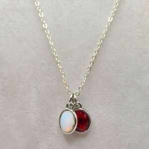 LA CN necklace with 2 charm pendants. Silvertone